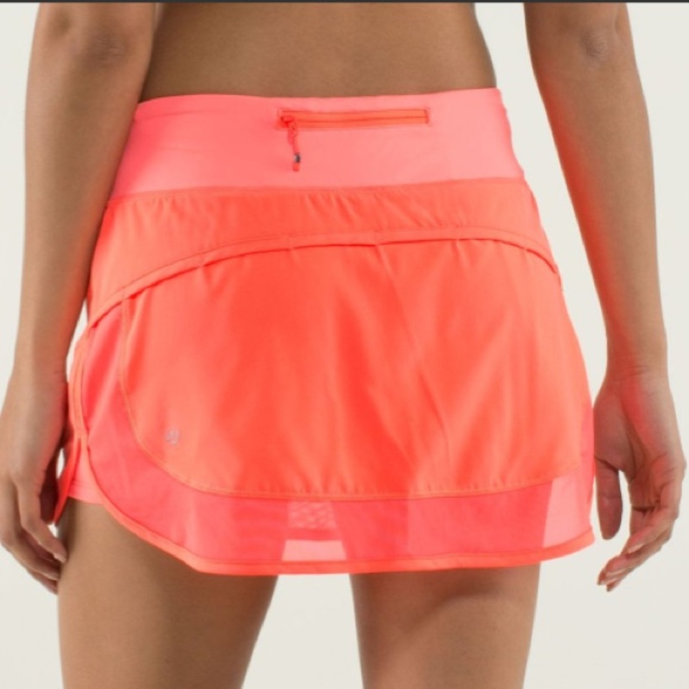 Lululemon Hotty Hot Skirt in Very Light Flare